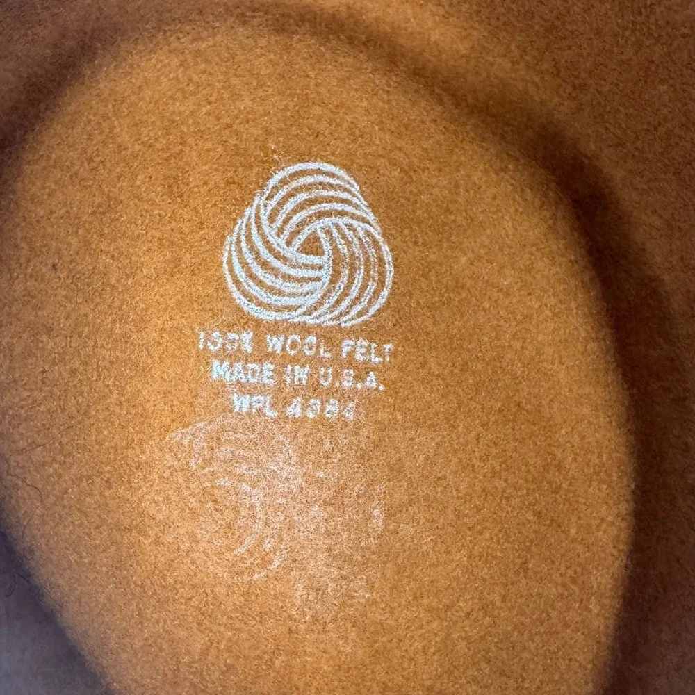 Street‎ Smart by Betmar Rust Brown 100% Wool Felt Fedora Hat Made in USA Concho